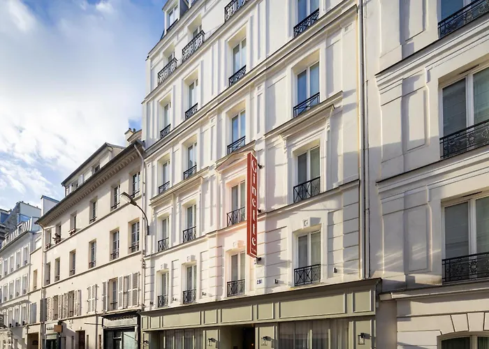 Hotel Ginette A La Folie & Spa París